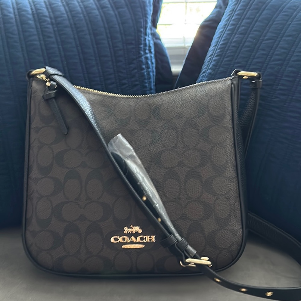 NWT Brown & Black Signature Coach Purse
